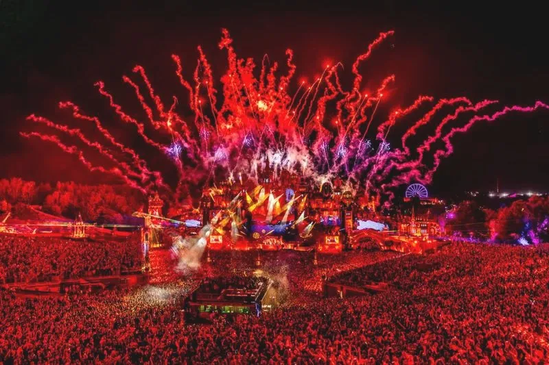 Tomorrowland – co to jest i dlaczego zachwyca miliony?